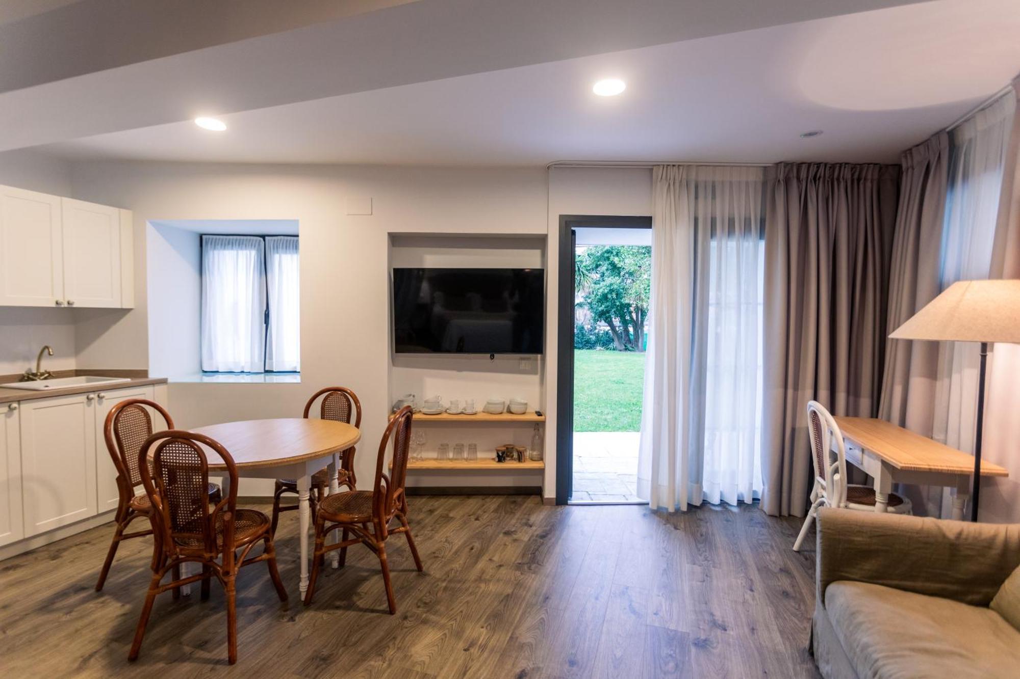 Le Petit Boutique Hotel (Adults Only) 산탄데르 외부 사진