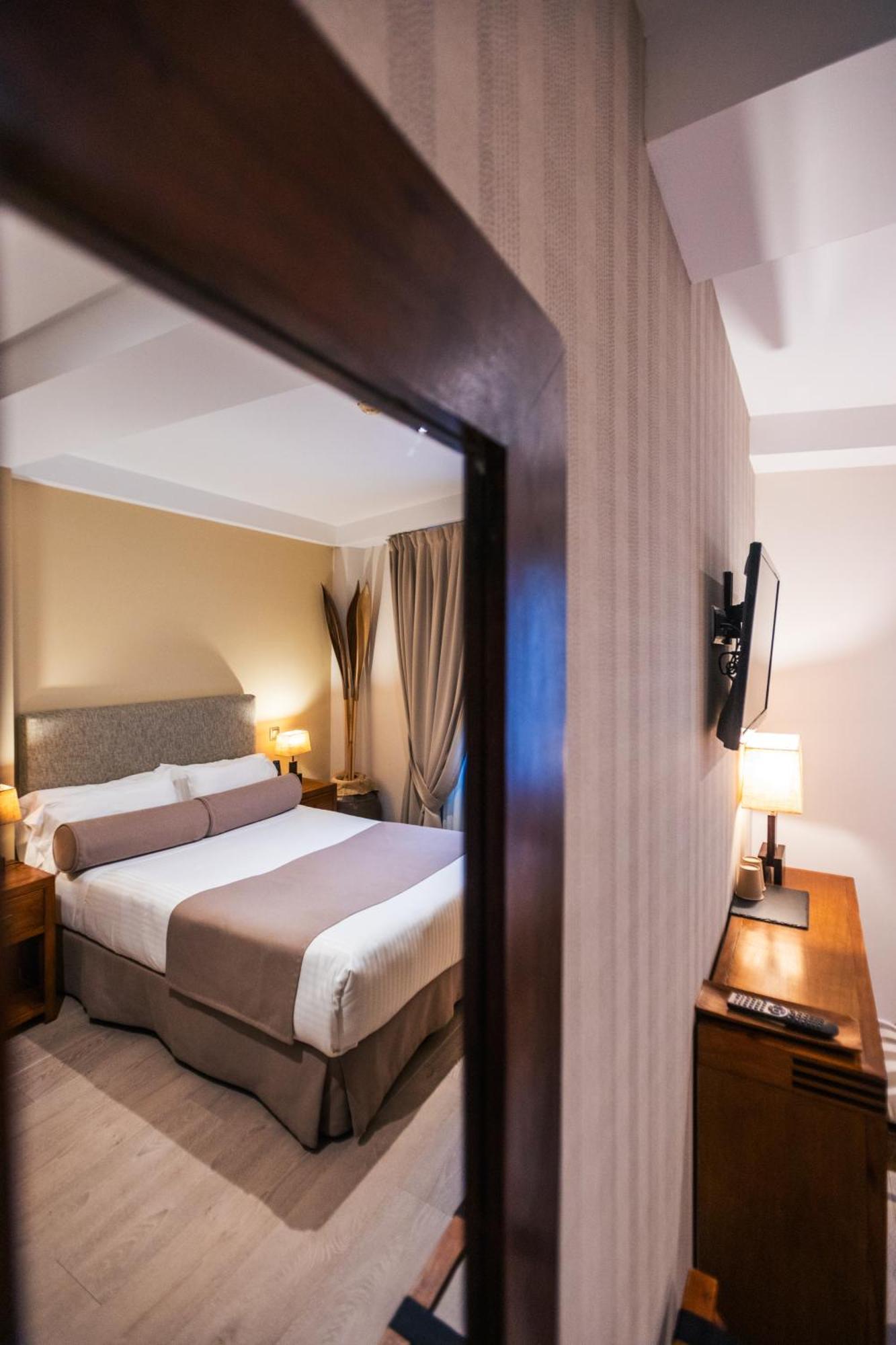 Le Petit Boutique Hotel (Adults Only) 산탄데르 외부 사진